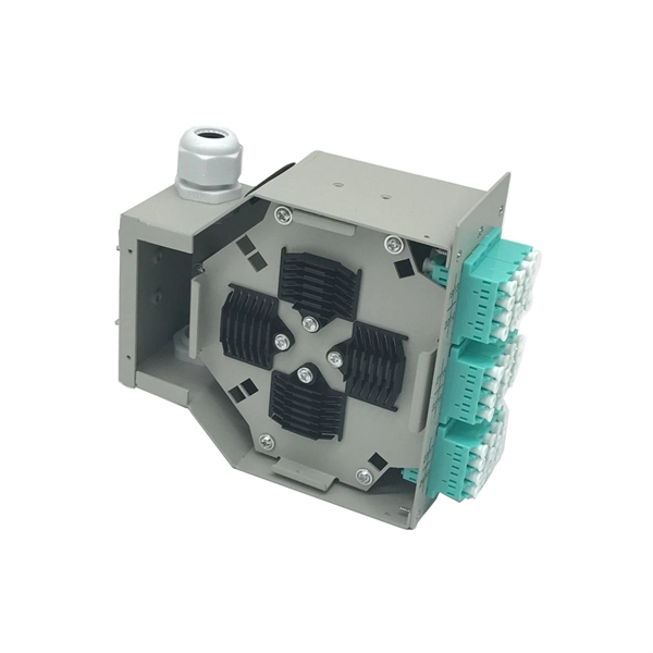 Fiber Optic Cold Connector in Winter