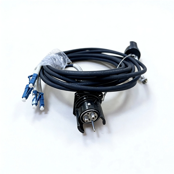 Can copper wires be connected to a fiber optic router