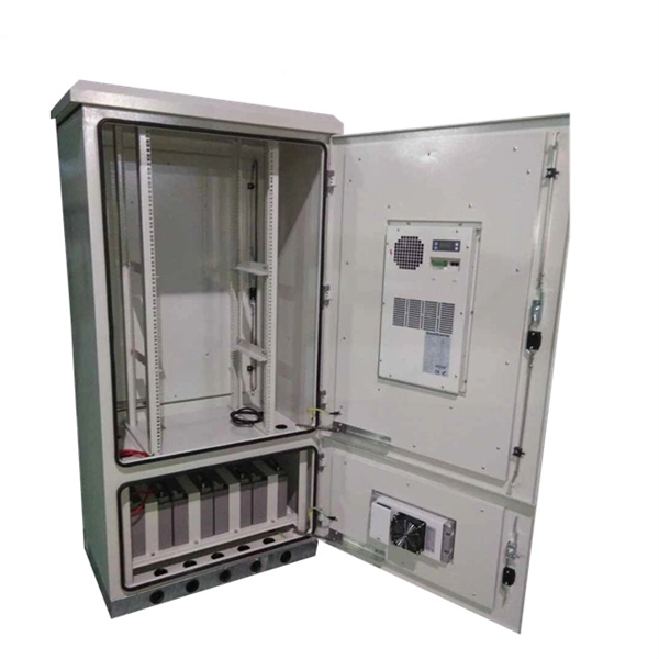 Airport-grade large-core fiber optic CWDM