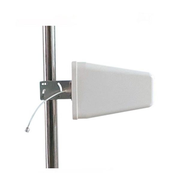 What kind of plug is best for a line junction box 