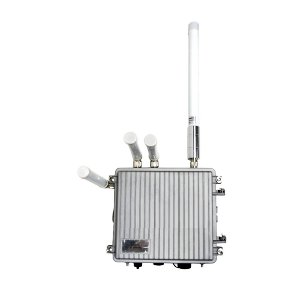 Photovoltaic combiner boxes are heat-resistant and used for broadcast transmission