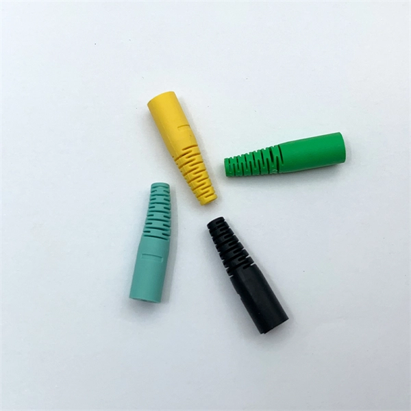 Expansion of cable trays and trunking