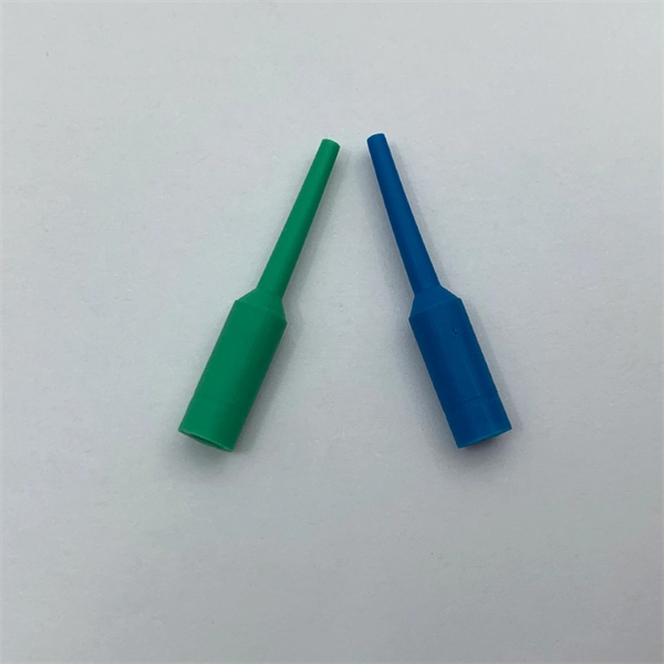 Single-mode fiber optic transceiver with dual cores