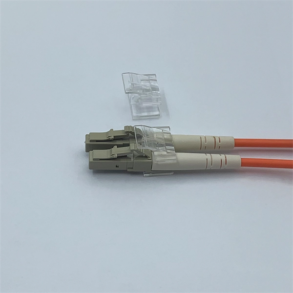 Transmission module and optical module