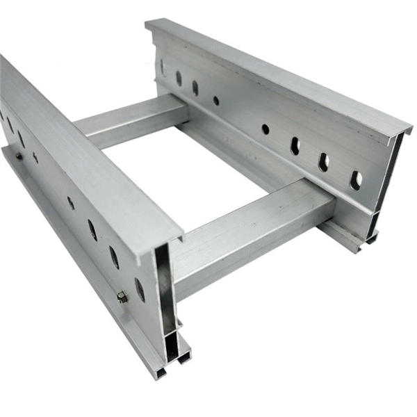 Network distribution box exhaust fan