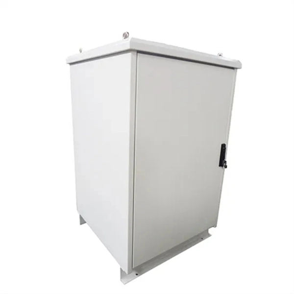 Tighten the wiring inlet of the explosion-proof distribution box