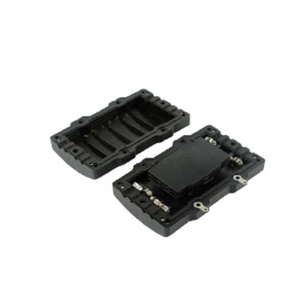 Circuit distribution boxes are self-operated